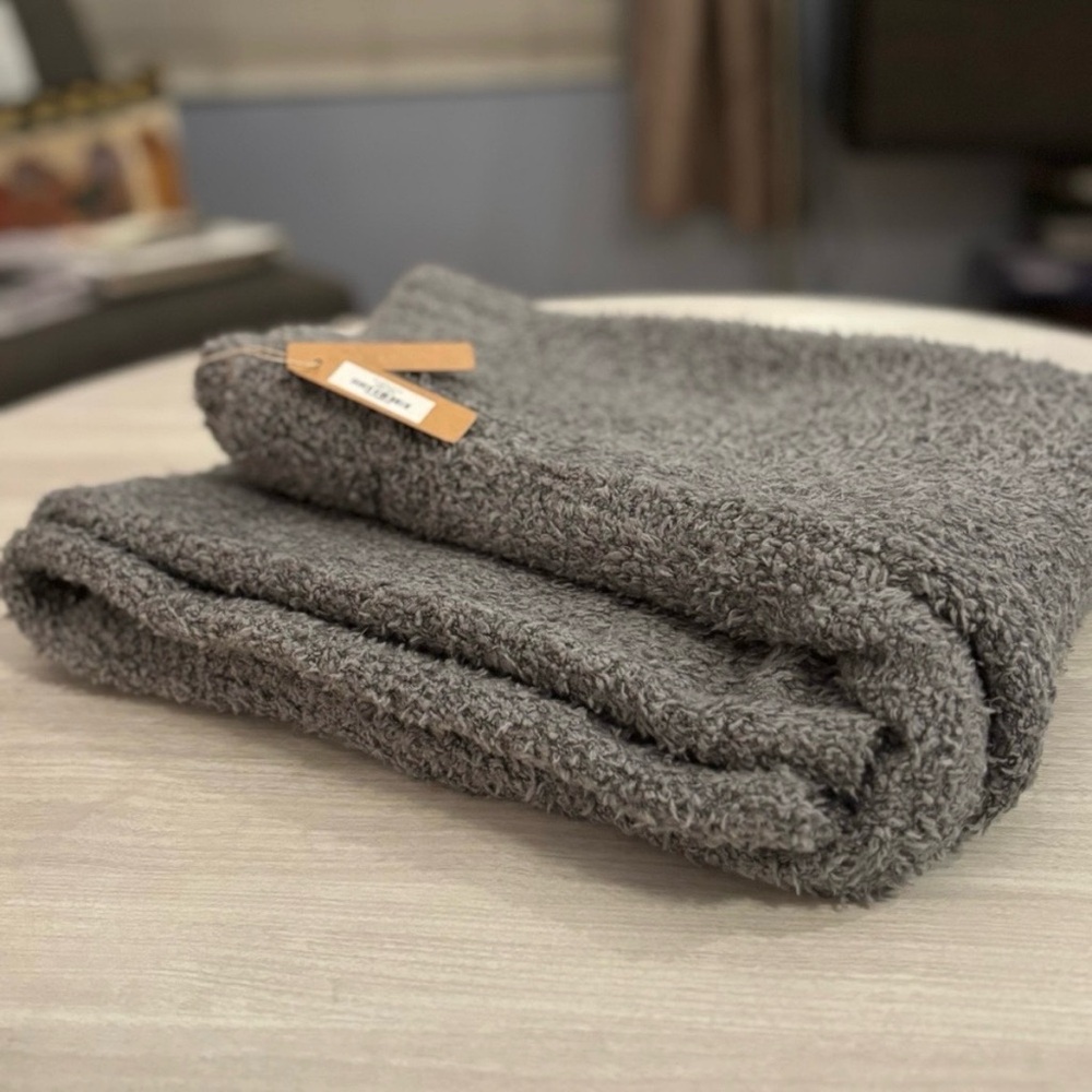 NWT SKIMS Cozy Knit Pants in Smoke